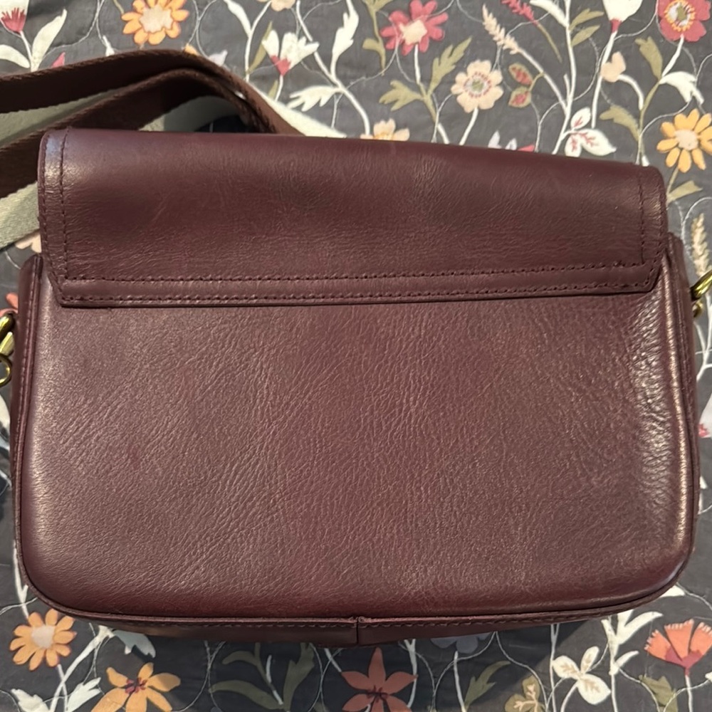 Madewell Brown Crossbody Bag with Classic Design - Picture 7 of 10